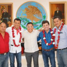 Brinda Diputado Samuel Gurrión atención Legislativa a familias de Santiago Tamazola