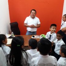 Estudiantes de la primaria “Hermanos Flores Magón”, recorrieron Palacio Municipal de Tuxtepec