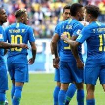 Brasil sufre pero rompe a Costa Rica