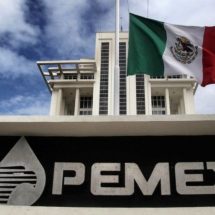 Fitch baja calificación a Pemex; su estatus es especulativo
