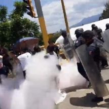 Presidenta de San Jacinto reactiva conflicto con gas lacrimógeno