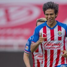 Las Chivas de la mano de JJ Macías y Jesús Angulo vencen a Mazatlán FC