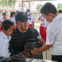 El Programa “Fomentando los Valores con mi Policía” llega a más escuelas
